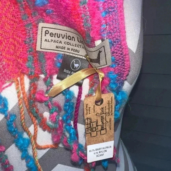 PERUVIAN LINK MULTICOLOR BOUCLE BABY ALPACA SCARF - Picture 4 of 6